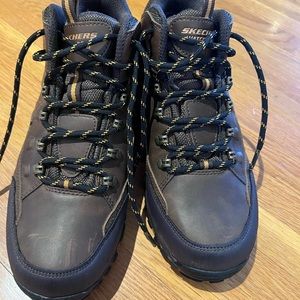 Sketchers waterproof boots